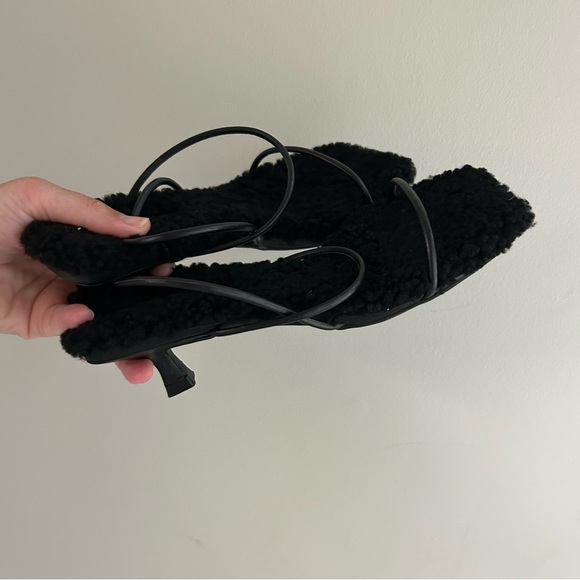 🔥NIB St Agni 🔥Black Shearling Leather Slingback Kitten Heel Sandals Size 38 - Picture 8 of 11